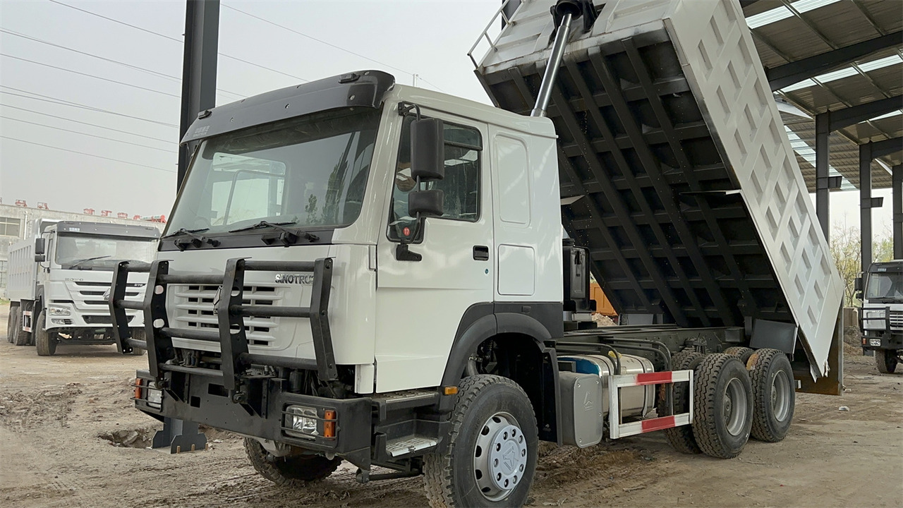 SINOTRUK HOWO Dump truck 371 6x4 - Самосвал камион: снимка 1 SINOTRUK HOWO Dump truck 371 6x4 - Самосвал камион: снимка 1