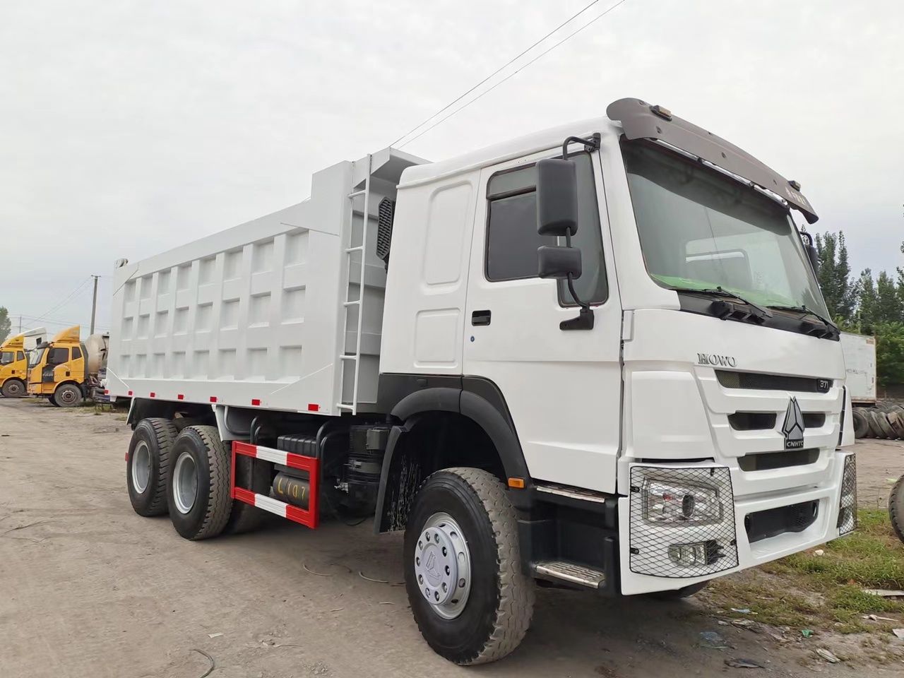SINOTRUK HOWO Dump truck 371 6x4 - Самосвал камион: снимка 1 SINOTRUK HOWO Dump truck 371 6x4 - Самосвал камион: снимка 1