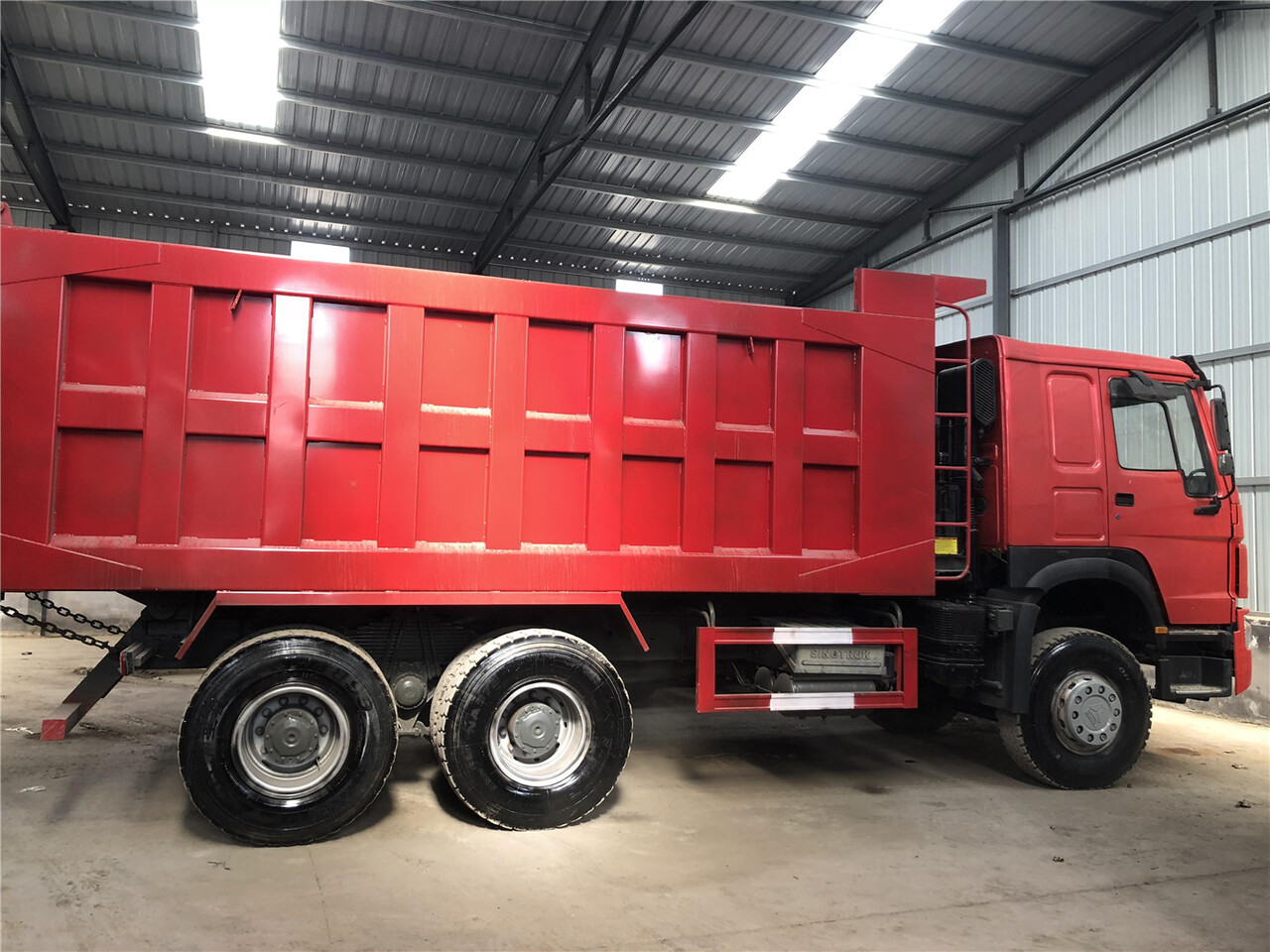 SINOTRUK Howo Dump truck 371 - Самосвал камион: снимка 2 SINOTRUK Howo Dump truck 371 - Самосвал камион: снимка 2