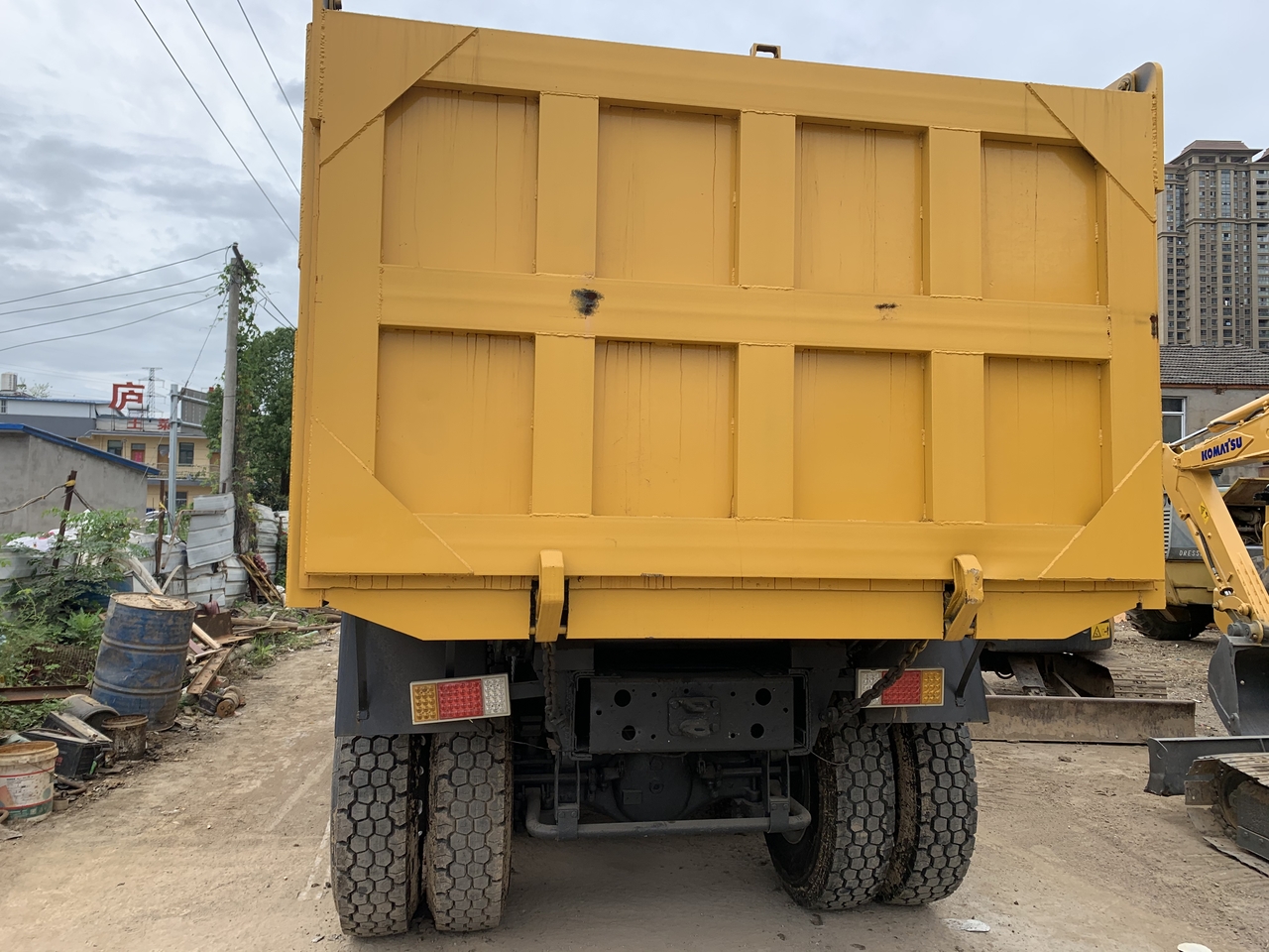 SINOTRUK Howo Dump truck 371 - Самосвал камион: снимка 3 SINOTRUK Howo Dump truck 371 - Самосвал камион: снимка 3