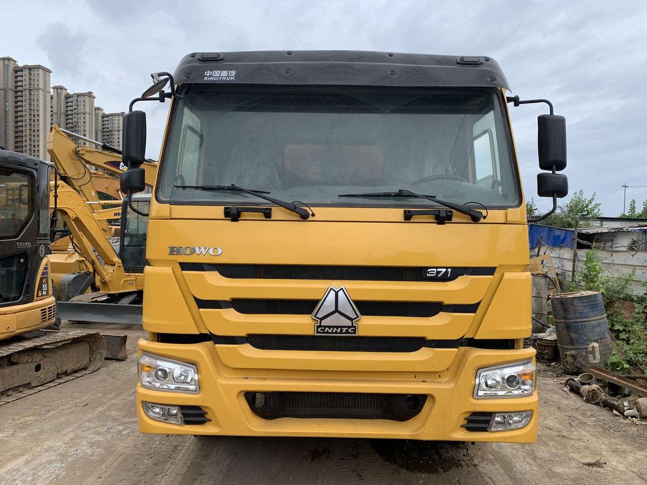 Лизинг на SINOTRUK Howo Dump truck 371 SINOTRUK Howo Dump truck 371: снимка 7