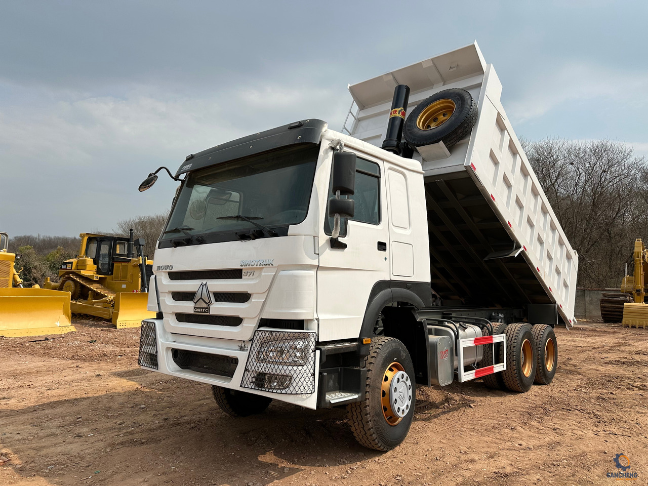SINOTRUK Howo Dump truck 371 - Самосвал камион: снимка 1 SINOTRUK Howo Dump truck 371 - Самосвал камион: снимка 1
