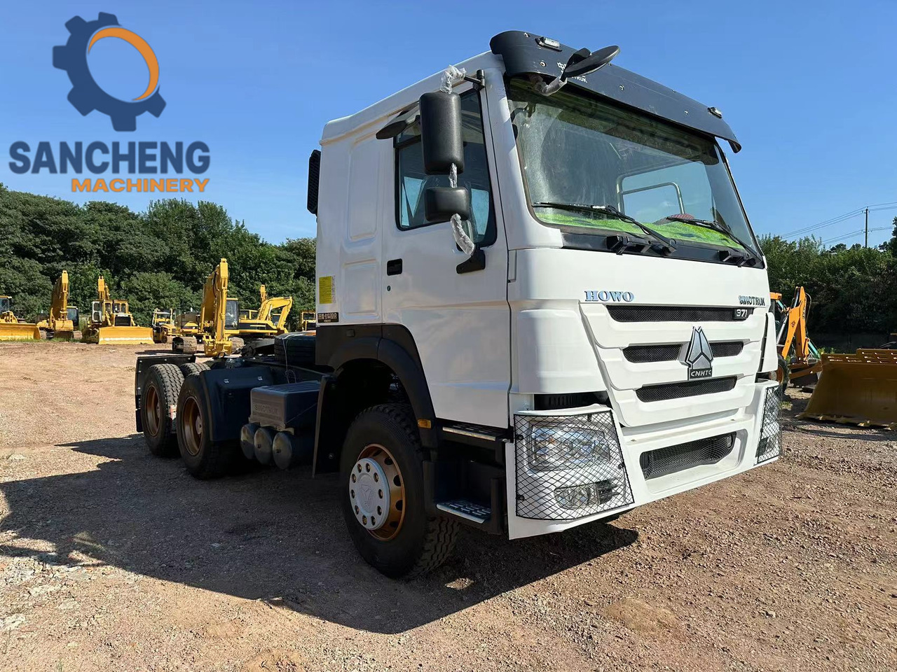 SINOTRUK HOWO Truck Head 371 - Влекач: снимка 1 SINOTRUK HOWO Truck Head 371 - Влекач: снимка 1