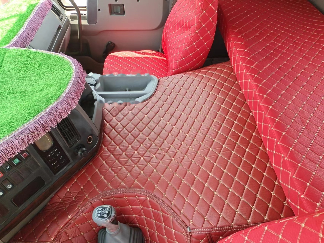 SINOTRUK Howo tractor unit 420 - Влекач: снимка 5 SINOTRUK Howo tractor unit 420 - Влекач: снимка 5
