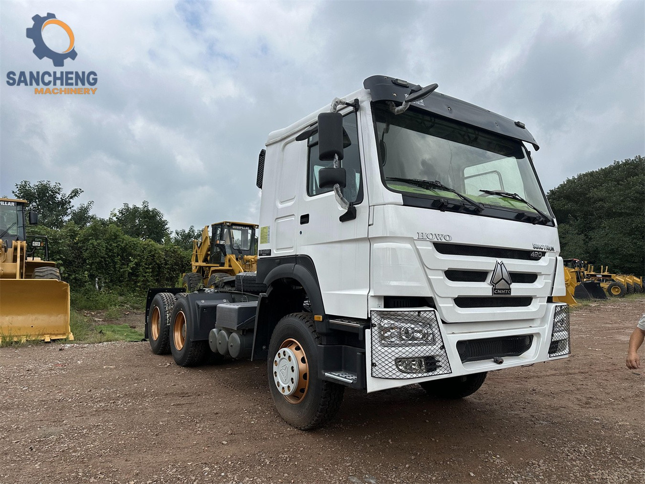 SINOTRUK Howo tractor unit 420hp - Влекач: снимка 3 SINOTRUK Howo tractor unit 420hp - Влекач: снимка 3