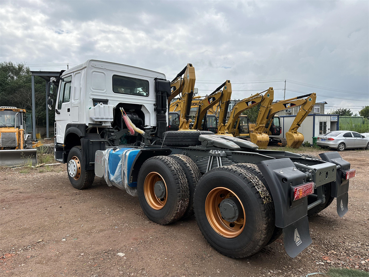 SINOTRUK Howo tractor unit 420hp - Влекач: снимка 5 SINOTRUK Howo tractor unit 420hp - Влекач: снимка 5