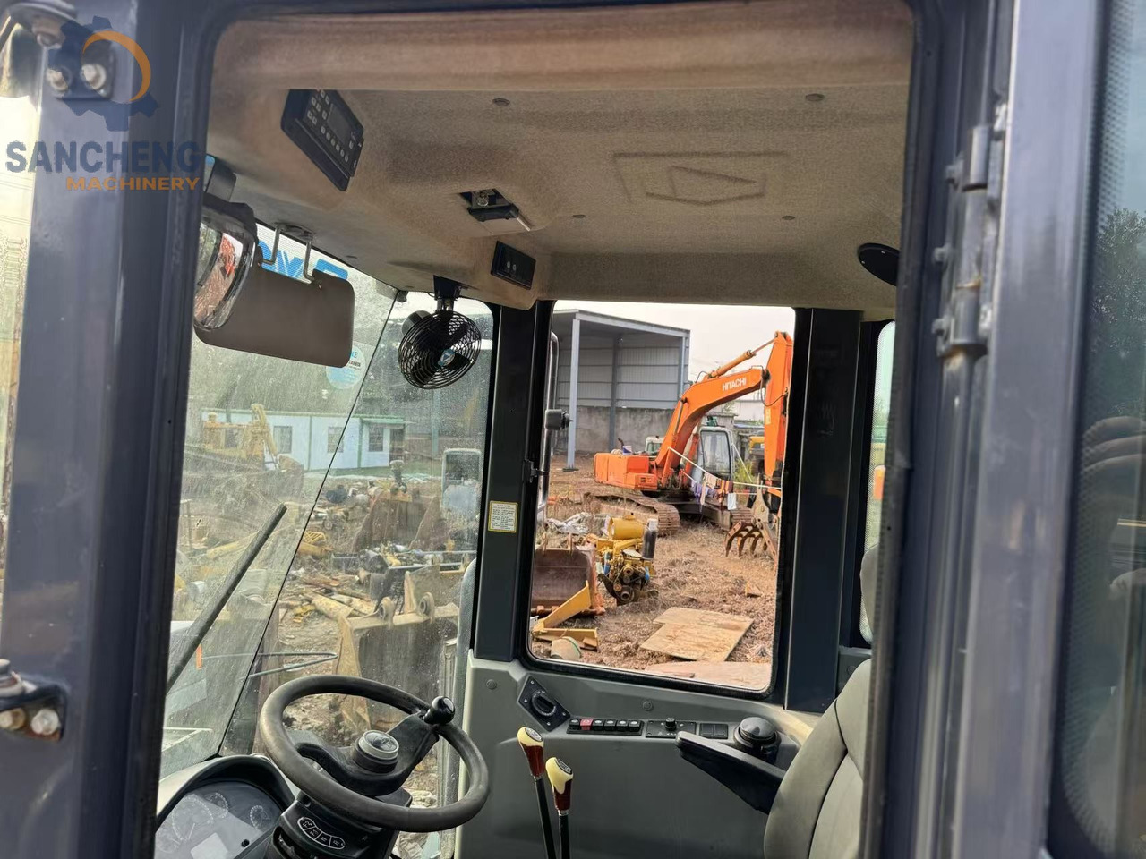 XCMG LW500F - Колесен товарач: снимка 2 XCMG LW500F - Колесен товарач: снимка 2