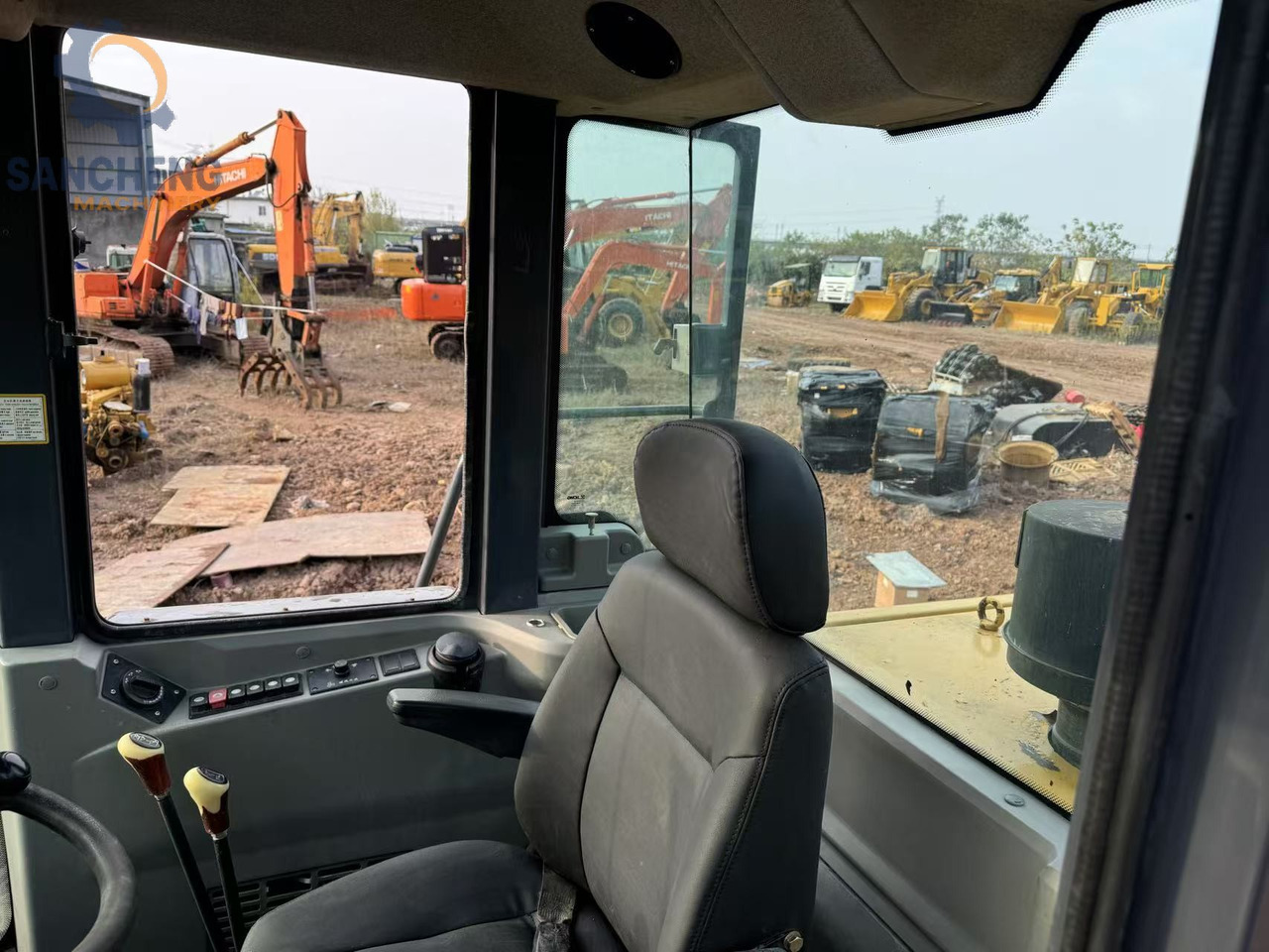 XCMG LW500F - Колесен товарач: снимка 5 XCMG LW500F - Колесен товарач: снимка 5