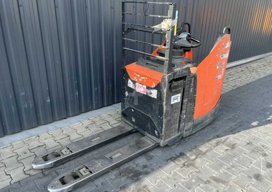 BT LPE200 - Палетна количка: снимка 1 BT LPE200 - Палетна количка: снимка 1