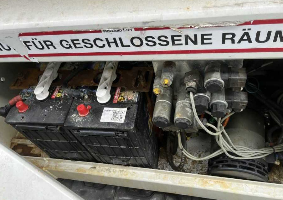 Holland-Lift ECOSTAR HL-11812 - Ножична работна платформа: снимка 5 Holland-Lift ECOSTAR HL-11812 - Ножична работна платформа: снимка 5