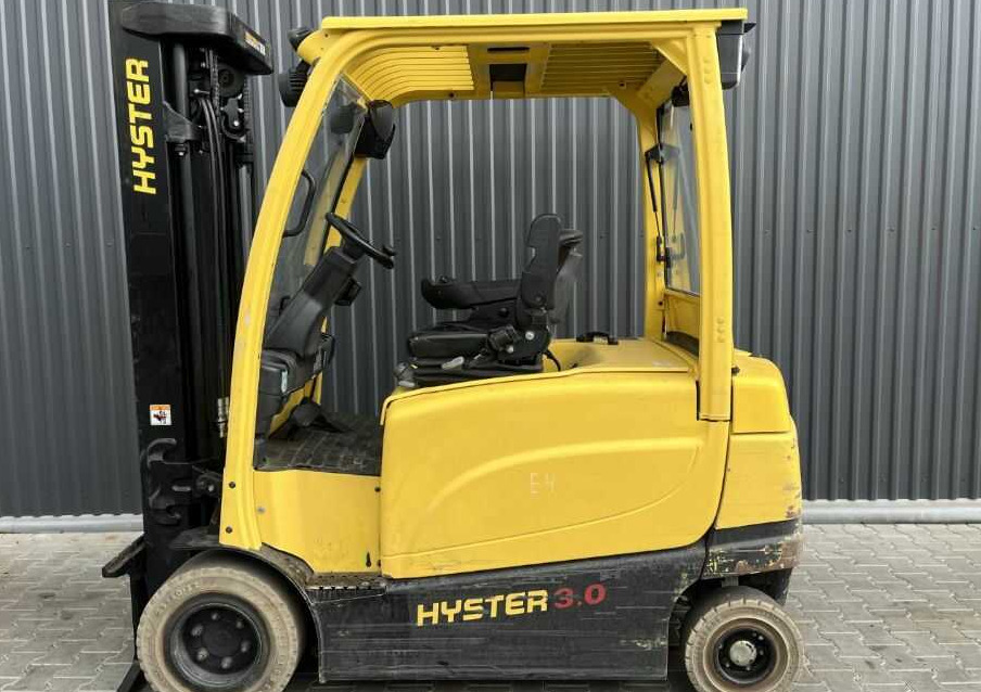 Hyster J3.0XN - Електрокар: снимка 2 Hyster J3.0XN - Електрокар: снимка 2