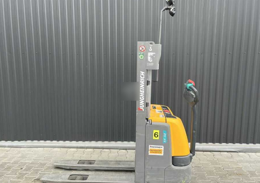 Jungheinrich EJC112 - Стакер: снимка 2 Jungheinrich EJC112 - Стакер: снимка 2