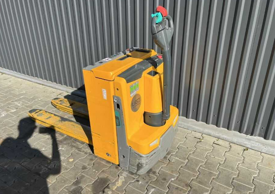 Jungheinrich EJC20 - Палетна количка: снимка 3 Jungheinrich EJC20 - Палетна количка: снимка 3