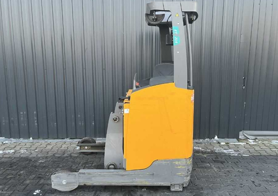 Jungheinrich ETV214 - Ричтрак: снимка 2 Jungheinrich ETV214 - Ричтрак: снимка 2