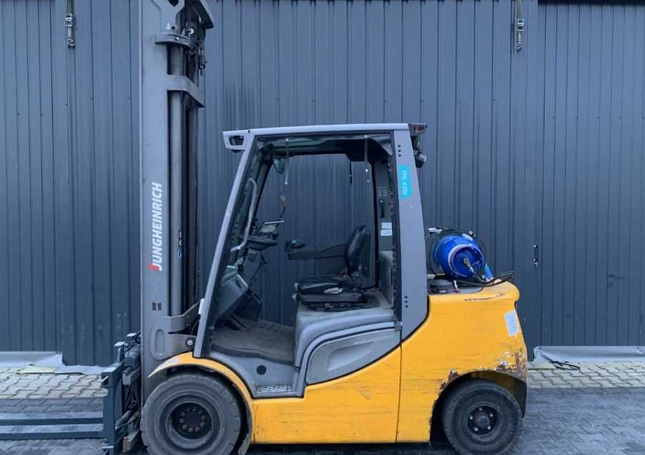 Jungheinrich TFG435s - Газокар: снимка 4 Jungheinrich TFG435s - Газокар: снимка 4