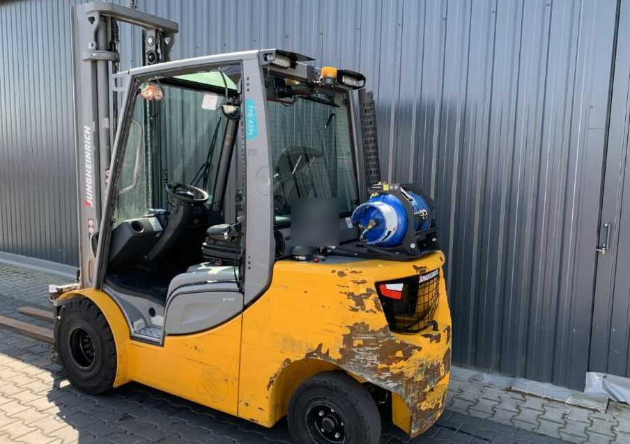 Jungheinrich TFG435s - Газокар: снимка 3 Jungheinrich TFG435s - Газокар: снимка 3