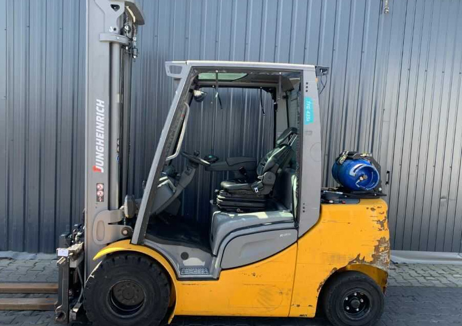 Jungheinrich TFG435s - Газокар: снимка 2 Jungheinrich TFG435s - Газокар: снимка 2