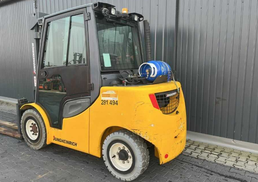 Jungheinrich TFG550s - Газокар: снимка 3 Jungheinrich TFG550s - Газокар: снимка 3