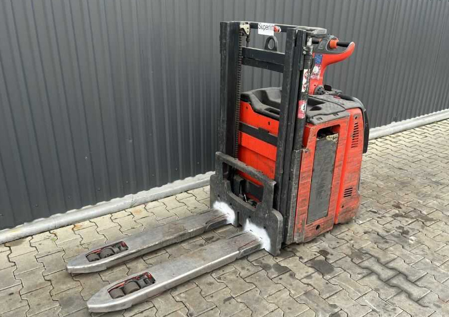 Linde D12HPAP - Стакер: снимка 1 Linde D12HPAP - Стакер: снимка 1