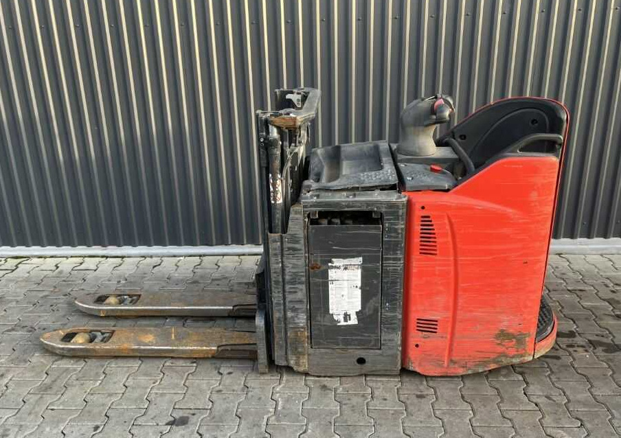 Linde D12SP - Стакер: снимка 2 Linde D12SP - Стакер: снимка 2