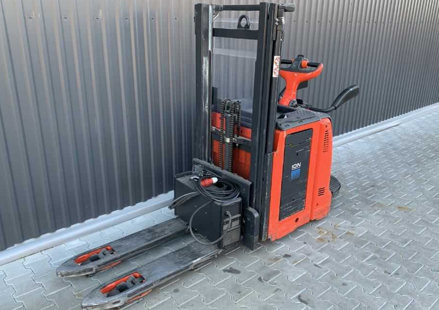 Linde D14AP - Стакер: снимка 4 Linde D14AP - Стакер: снимка 4