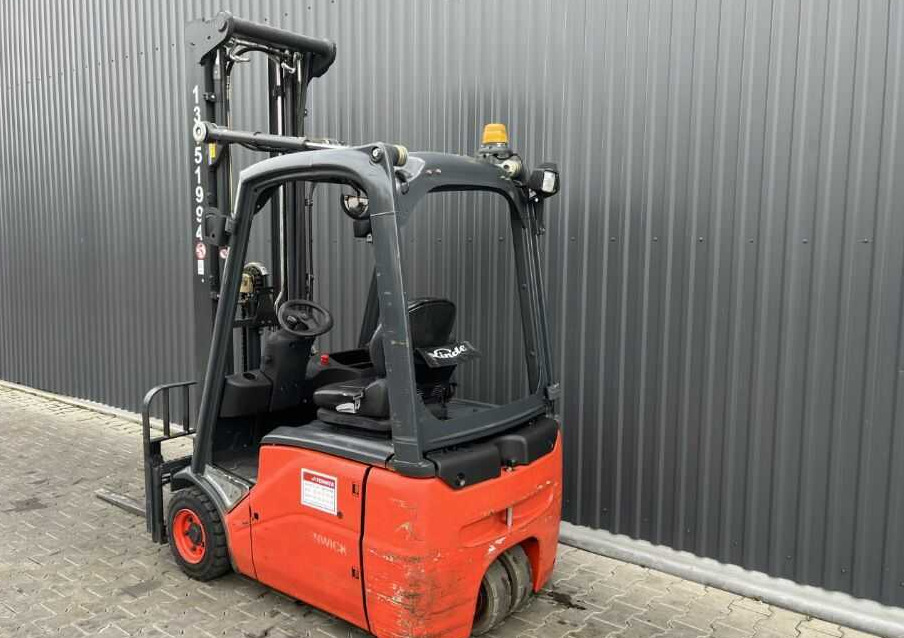 Linde E15-01 - Електрокар: снимка 3 Linde E15-01 - Електрокар: снимка 3