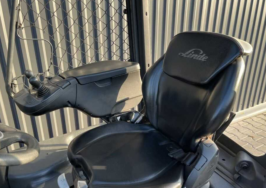 Linde E16C-02 - Електрокар: снимка 4 Linde E16C-02 - Електрокар: снимка 4