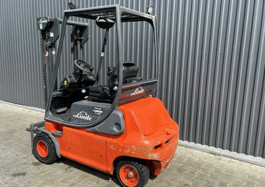 Linde E20P-02 - Електрокар: снимка 3 Linde E20P-02 - Електрокар: снимка 3
