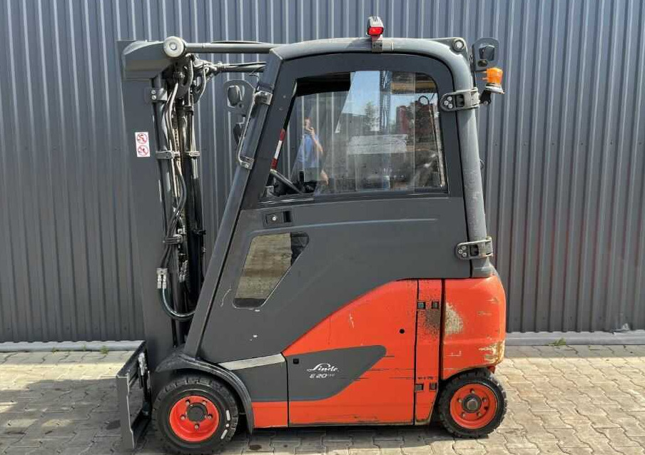 Linde E20PH-02 - Електрокар: снимка 2 Linde E20PH-02 - Електрокар: снимка 2