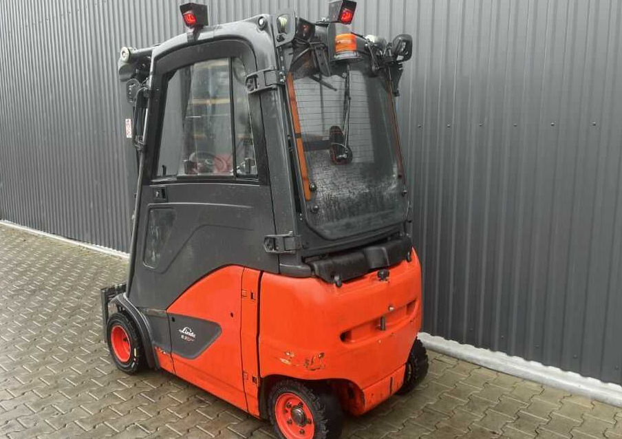 Linde E20PH-02 - Електрокар: снимка 3 Linde E20PH-02 - Електрокар: снимка 3