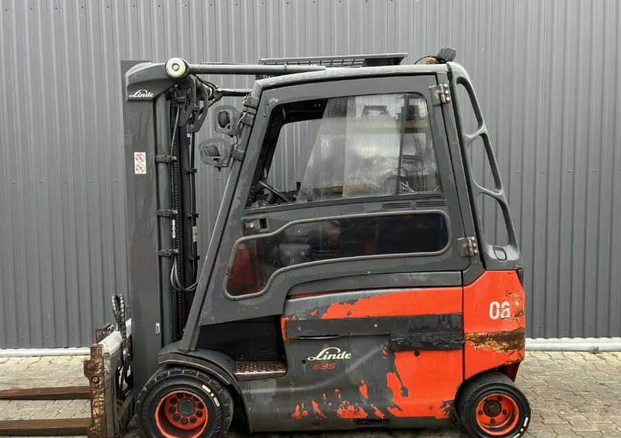 Linde E35HL-02 - Електрокар: снимка 2 Linde E35HL-02 - Електрокар: снимка 2