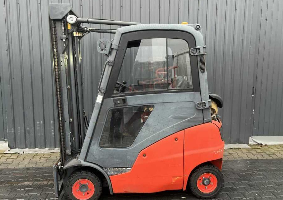 Linde H14T-01 - Газокар: снимка 2 Linde H14T-01 - Газокар: снимка 2