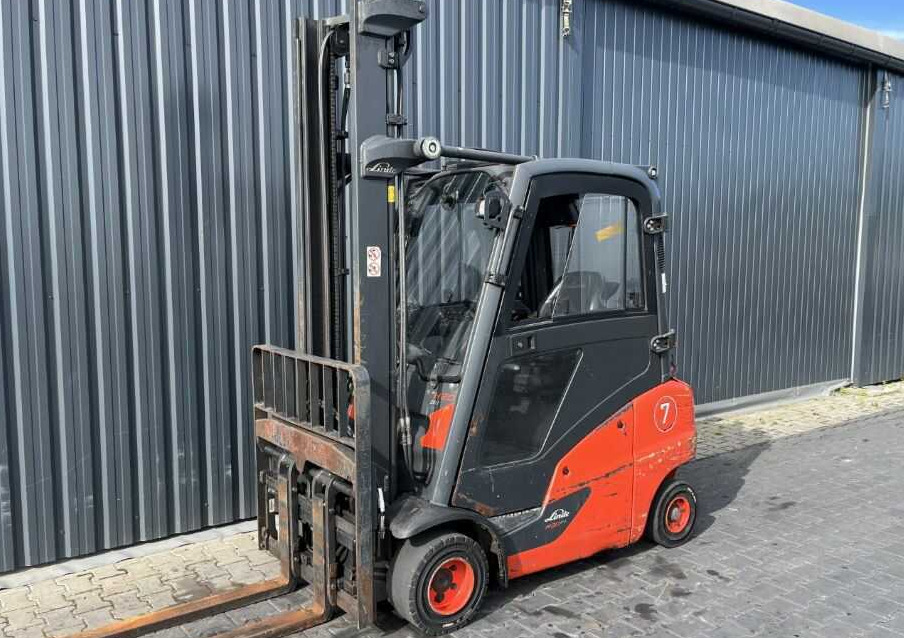 Linde H20T-01 - Газокар: снимка 1 Linde H20T-01 - Газокар: снимка 1