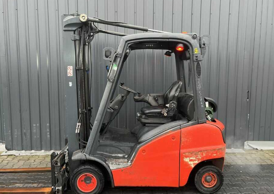 Linde H20T-01 - Газокар: снимка 2 Linde H20T-01 - Газокар: снимка 2