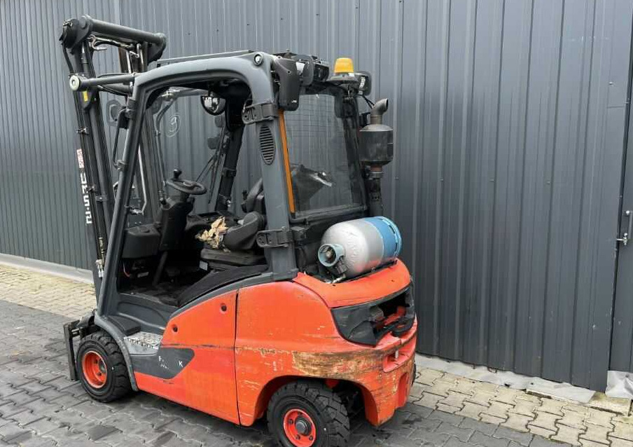 Linde H20T-01 - Газокар: снимка 3 Linde H20T-01 - Газокар: снимка 3