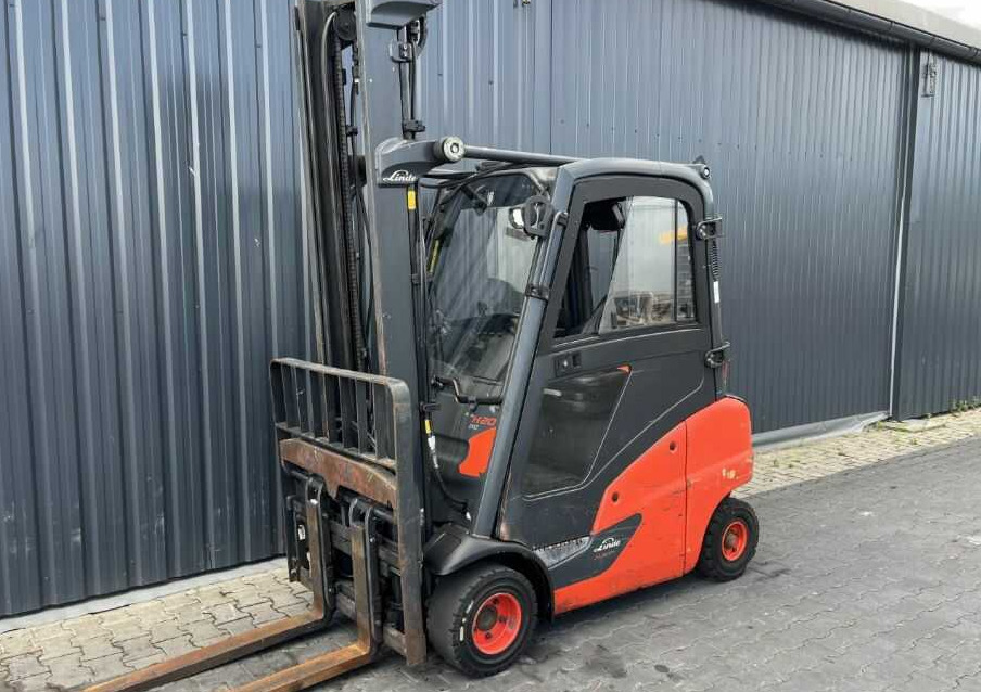 Linde H20T-01 - Газокар: снимка 1 Linde H20T-01 - Газокар: снимка 1