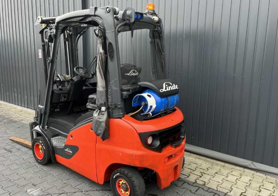 Linde H20T-01 - Газокар: снимка 3 Linde H20T-01 - Газокар: снимка 3