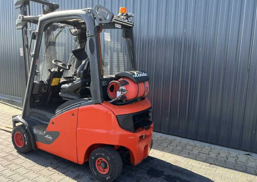Linde H20T-01 - Газокар: снимка 3 Linde H20T-01 - Газокар: снимка 3