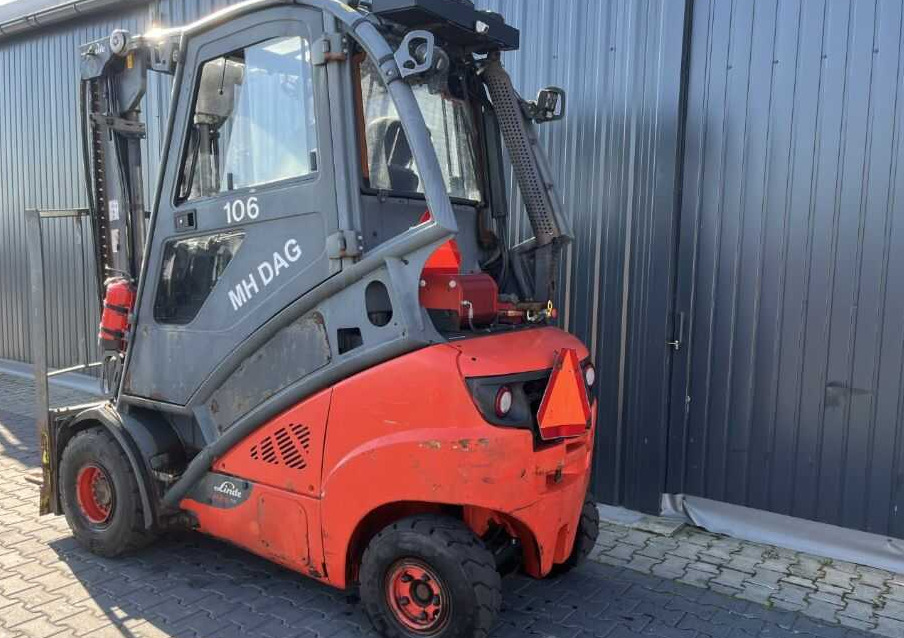 Linde H25D-02/600 - Дизелов мотокар: снимка 3 Linde H25D-02/600 - Дизелов мотокар: снимка 3