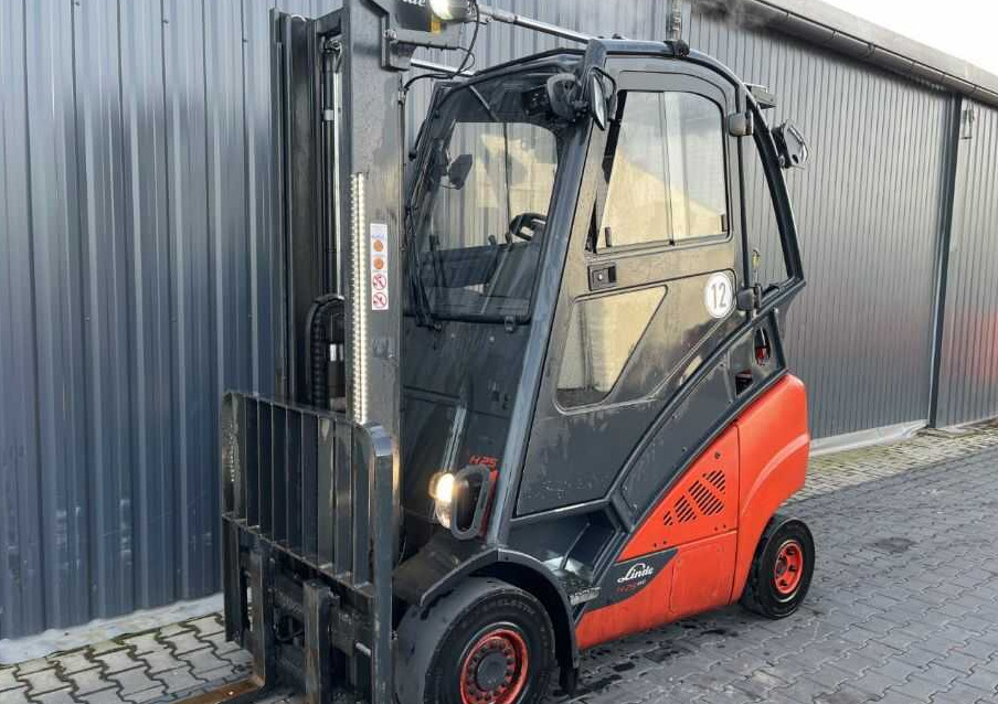 Linde H25T-02/600 - Газокар: снимка 1 Linde H25T-02/600 - Газокар: снимка 1