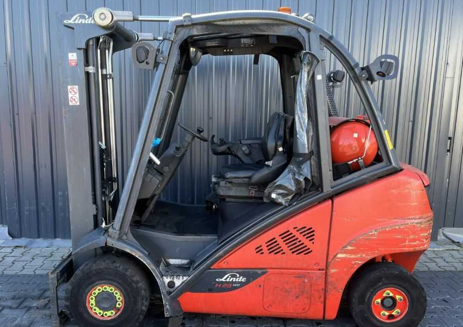 Linde H25T-02 - Газокар: снимка 2 Linde H25T-02 - Газокар: снимка 2
