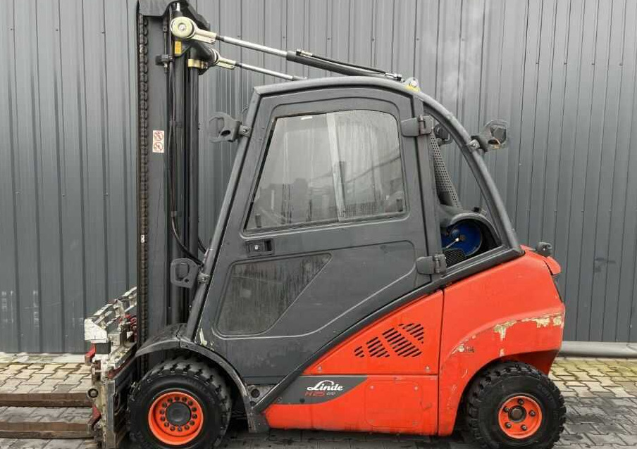 Linde H25T-02 - Газокар: снимка 2 Linde H25T-02 - Газокар: снимка 2