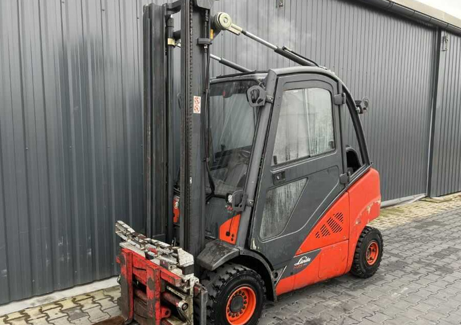 Linde H25T-02 - Газокар: снимка 1 Linde H25T-02 - Газокар: снимка 1