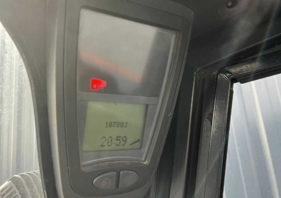 Дизелов мотокар Linde H30D: снимка 6
