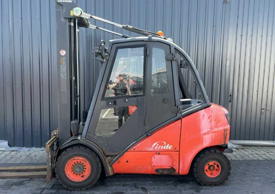Linde H35D - Дизелов мотокар: снимка 2 Linde H35D - Дизелов мотокар: снимка 2