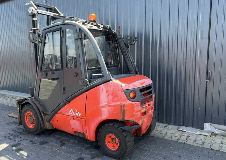 Linde H35D - Дизелов мотокар: снимка 3 Linde H35D - Дизелов мотокар: снимка 3