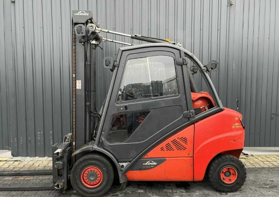 Linde H35T-02 - Газокар: снимка 2 Linde H35T-02 - Газокар: снимка 2
