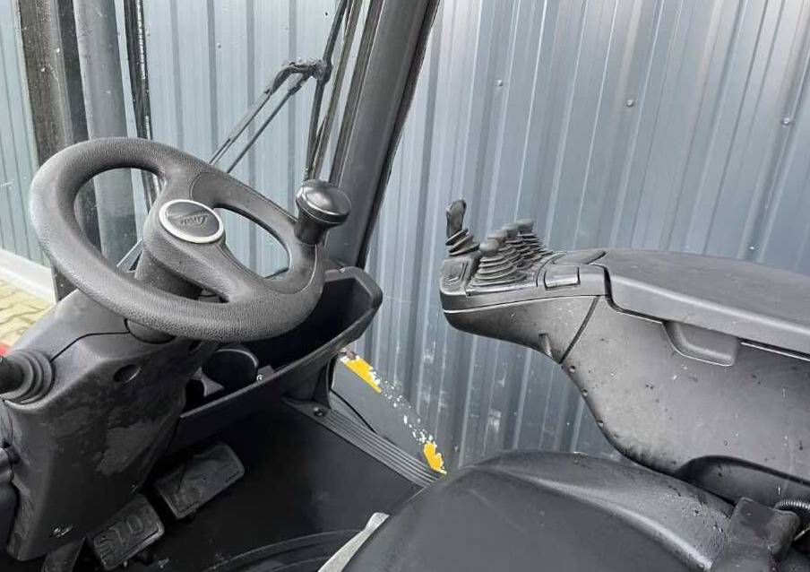 Linde H35T-02 - Газокар: снимка 4 Linde H35T-02 - Газокар: снимка 4