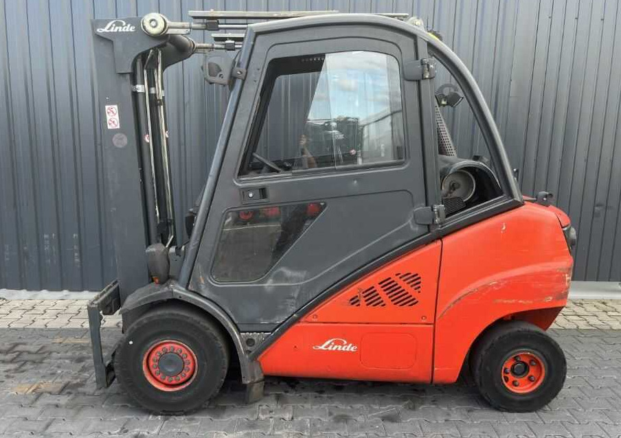 Linde H35T - Газокар: снимка 2 Linde H35T - Газокар: снимка 2