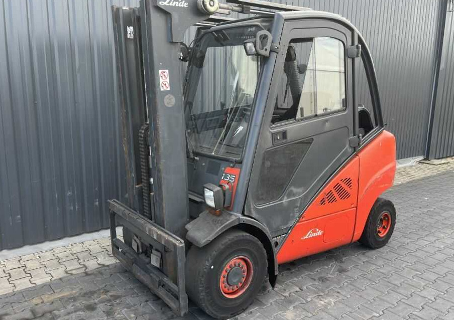 Linde H35T - Газокар: снимка 1 Linde H35T - Газокар: снимка 1